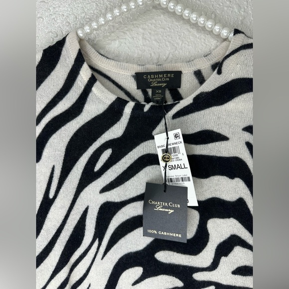 NWT Luxury Cashmere Charter Club Zebra Cashmere Sweater Crew Neck XS-S - Picture 4 of 7
